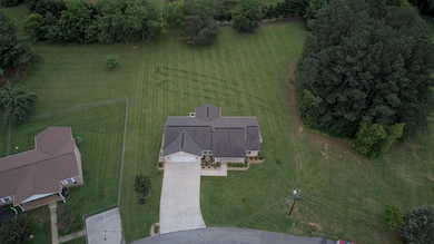 5586_Front_Property