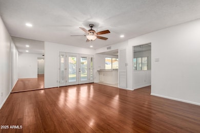 3416 W Phelps Rd, Phoenix, AZ 85053 - photo 6