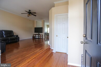 2549 James Monroe Cir, Herndon, VA 20171 - photo 5