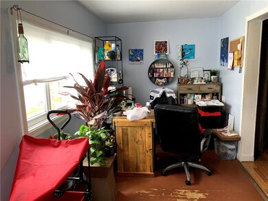127- Enclosed Porch