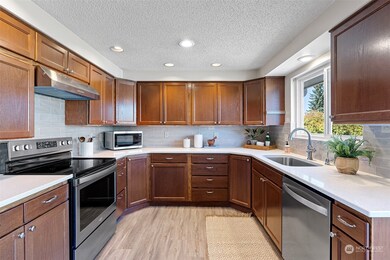 1308 Palm Dr, Fircrest, WA 98466 - photo 2