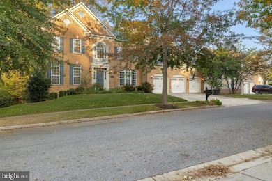 15303 Glastonbury Way, Upper Marlboro, MD 20774 - photo 2