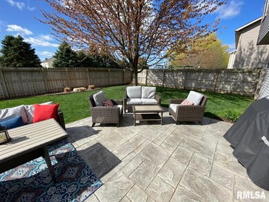 10909 N Highcrest Ln, Dunlap, IL 61525 - photo 4