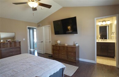 2550 Williams St, Maryville, IL 62062 - photo 5