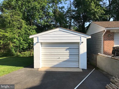 5806 Maple Terrace, Laurel, MD 20707 - photo 6