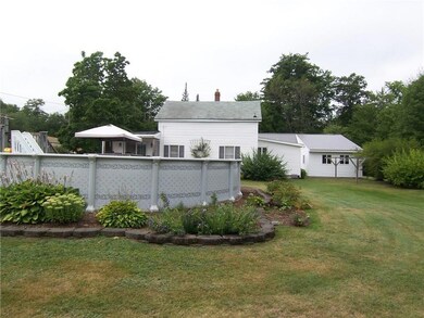 17 1st Ave, Mechanic Falls, ME 04256 - photo 3