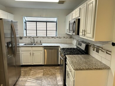 7718 Springville Dr, Houston, TX 77095 - photo 4