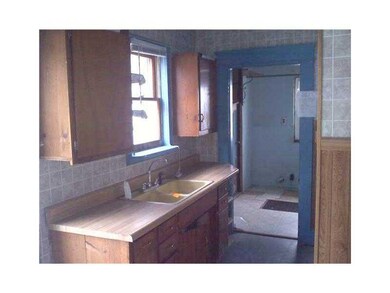 203 E 23rd St, Anderson, IN 46016 - photo 4