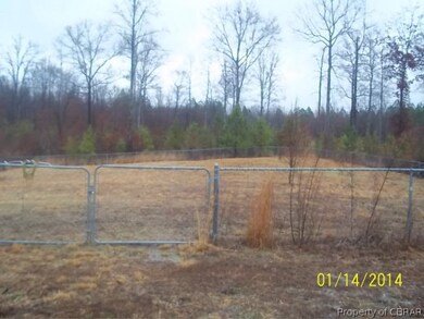 10203 Robins Nest Ln, Gloucester, VA 23061 - photo 2