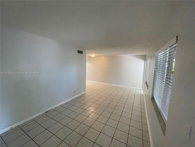 2616 NE 14th Ave unit 2, Oakland Park, FL 33334 - photo 4