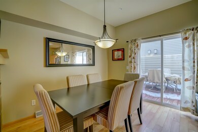 21 S Gardens Way, Fitchburg, WI 53711 - photo 4