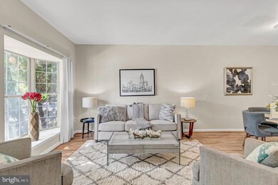 6922 Flag Harbor Dr, District Heights, MD 20747 - photo 7