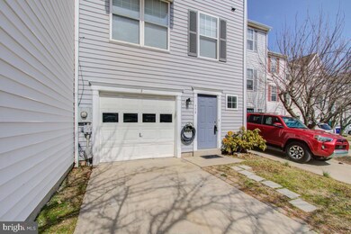 448 Blossom Ln, Frederick, MD 21701 - photo 3