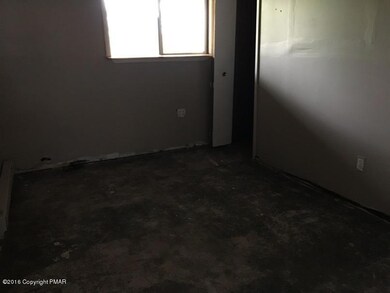 129 Lookout Dr, Hawley, PA 18428 - photo 7