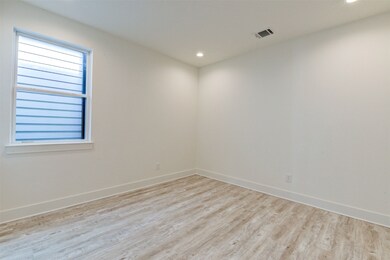 2529 Judiway St, Houston, TX 77018 - photo 7