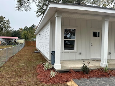 42 Eckie Dr, Freeport, FL 32439 - photo 6