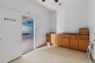 1415 E Fairview Ave, Johnson City, TN 37601 - photo 7