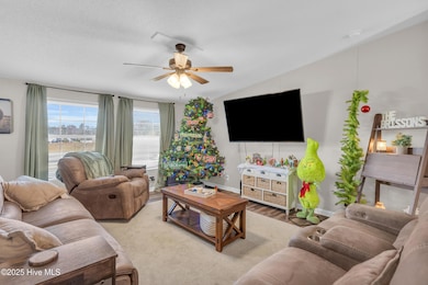 406 King Arthur Dr, Whiteville, NC 28472 - photo 2