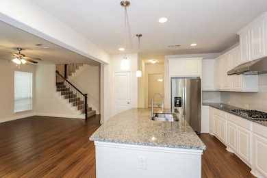 3025 Damsel Sauvage Ln, Lewisville, TX 75056 - photo 4