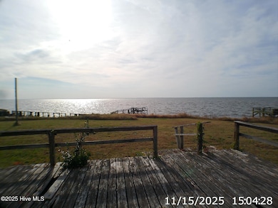 153 Webb St, Hertford, NC 27944 - photo 5