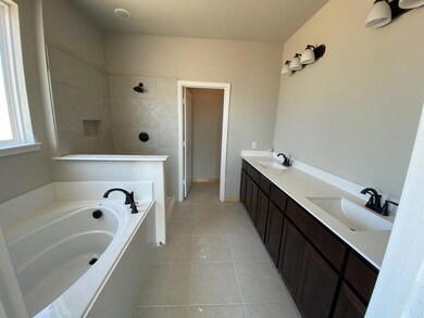 6016 Embercrest Dr, Weatherford, TX 76085 - photo 5