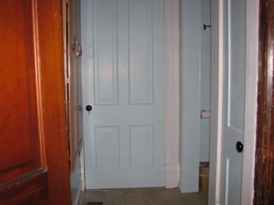 106 W Daggy St, Tuscola, IL 61953 - photo 4