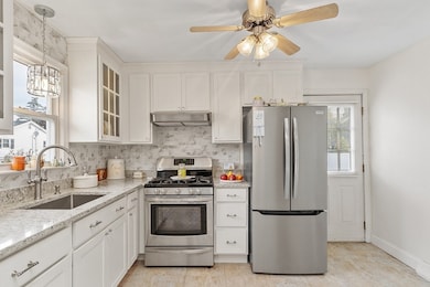 19 Lisa Ln, Lawrence, MA 01843 - photo 7