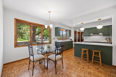 109 Pony Ln W, Saint Paul, MN 55124 - photo 5