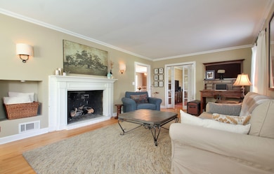 1220 E Prairie Ave, Des Plaines, IL 60016 - photo 2