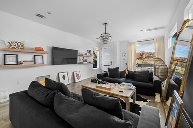 404 Powell Cir unit B, Austin, TX 78704 - photo 5