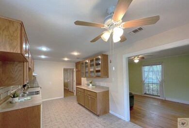 3910 Elizabeth St, Texarkana, TX 75503 - photo 7