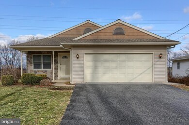 951 Mae St, Hummelstown, PA 17036 - photo 4