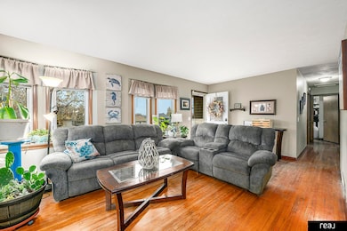 7210 Wood River Dr, Omaha, NE 68157 - photo 6