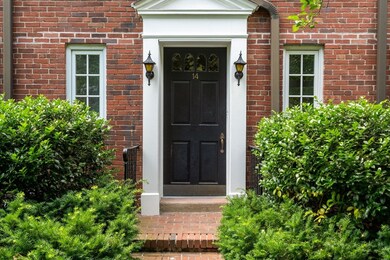 14 Still St unit 19, Brookline, MA 02446 - photo 2