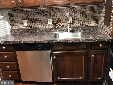 1804 Metzerott Rd unit 308, Adelphi, MD 20783 - photo 5