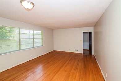 2524 1st Place NW, Center Point, AL 35215 - photo 3