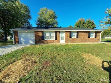 1236 W Todd Ln, Jasper, IN 47546 - photo 2