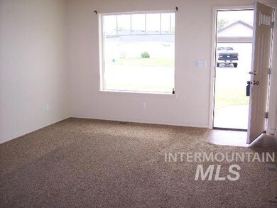 2609 Miller Ave, Burley, ID 83318 - photo 3
