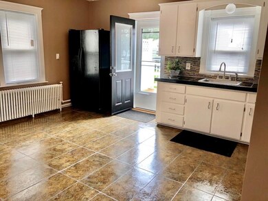 38 Gould St unit 2, Newport, RI 02840 - photo 3