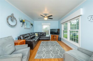 2218 55th St, Des Moines, IA 50310 - photo 2