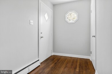 589 Mansion Ave, Audubon, NJ 08106 - photo 3