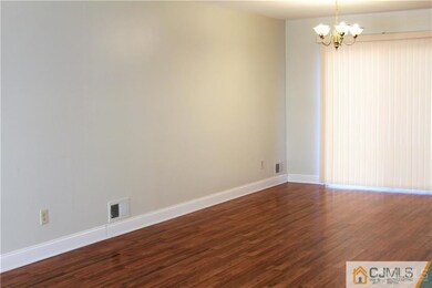 3004 Stonehedge Rd, Edison, NJ 08820 - photo 4