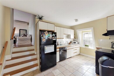 16 Catherine St unit 5, Newport, RI 02840 - photo 7