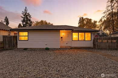 624 Juniper St, Walla Walla, WA 99362 - photo 2