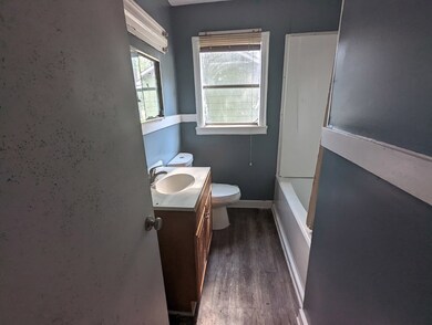 1306 W Highland Ave, Albany, GA 31707 - photo 5