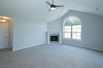 2635 Bluestone Circle-105
