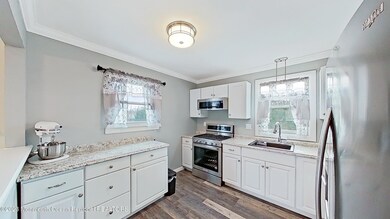 122 Division St, Keyport, NJ 07735 - photo 3