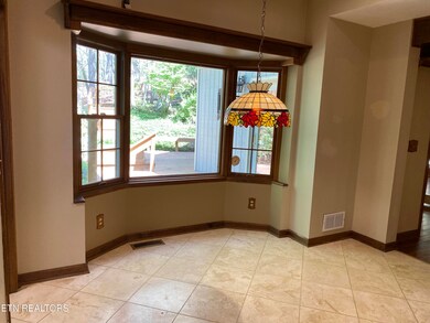 Breakfast Nook-Off Kitchen Eating Area 1