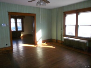 622 Grant St, Allentown, PA 18102 - photo 2