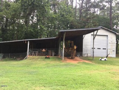 2414 Outbuilding 2